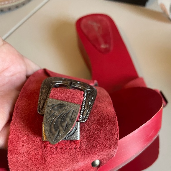 Free People Westtown Slide Clogs size 38 in Gently used condition in Red - Picture 2 of 9